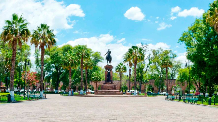 Reiterstatue des Patrioten Morelos