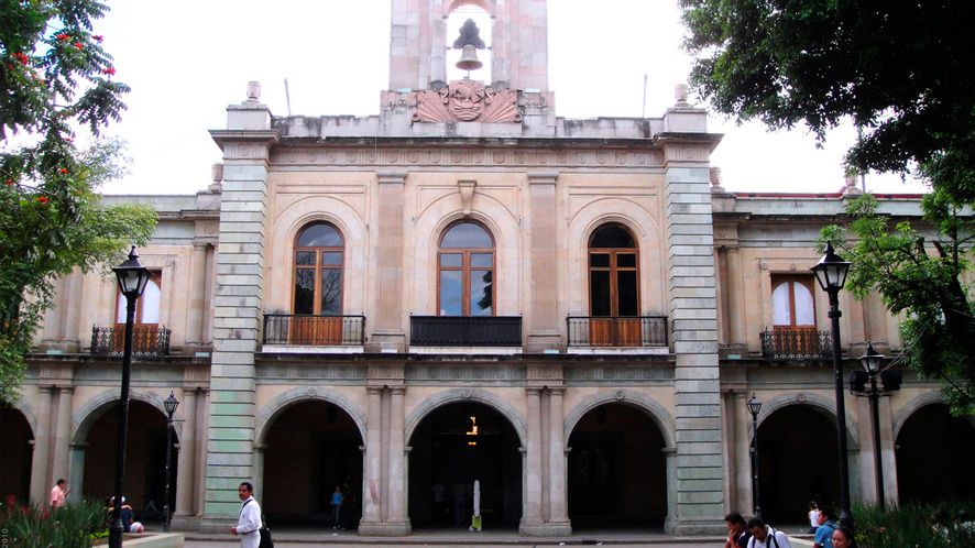 Museo del Palacio Universum (Antiguo Palacio de Gobierno)